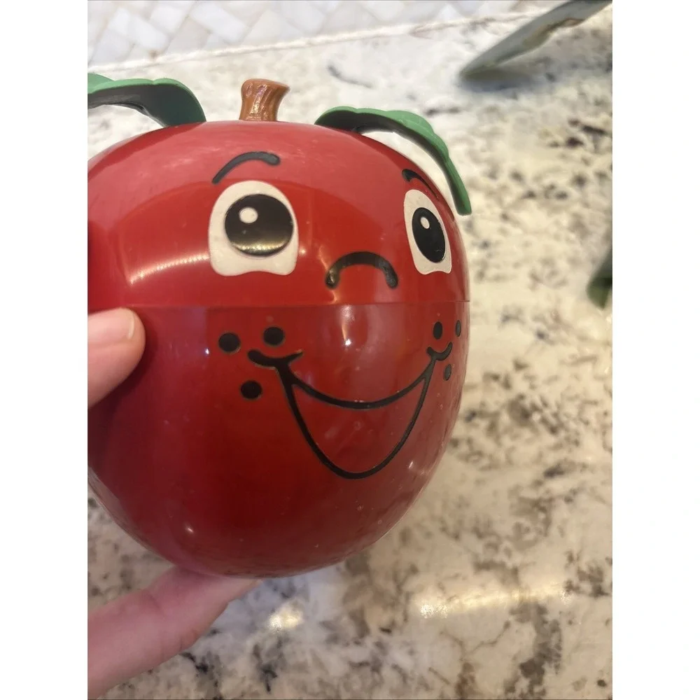 FISHER PRICE Happy Apple 1972 Short Stem Roly Poly Vintage Chime‎ Children's Toy
